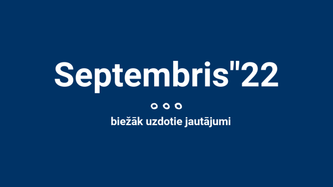 tumšzils fons ar burtiem